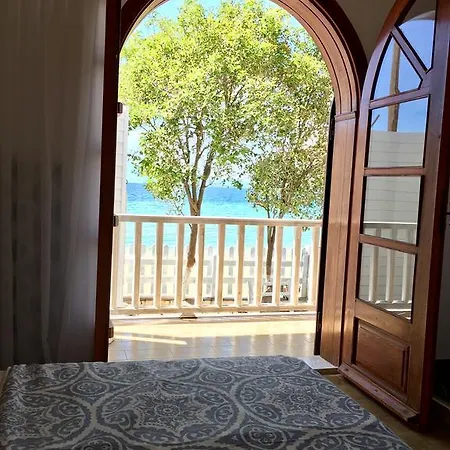 Byblos Mare-the Exclusive Front Луксозна вила